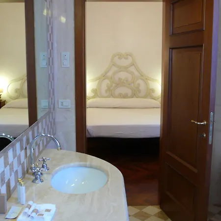 & Residenza 100 Torri Ascoli Piceno