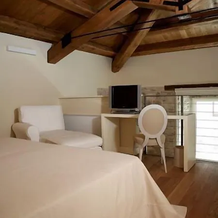 & Residenza 100 Torri Ascoli Piceno